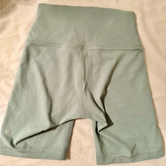 Lululemon Wunder Train High-Rise Short 6" - Picture 5 of 5